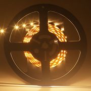 Fita-LED-Profissional-Branco-Quente-para-uso-interno-com-CRI-85.-Rolo-5-metros-60W-1200-lumens-01