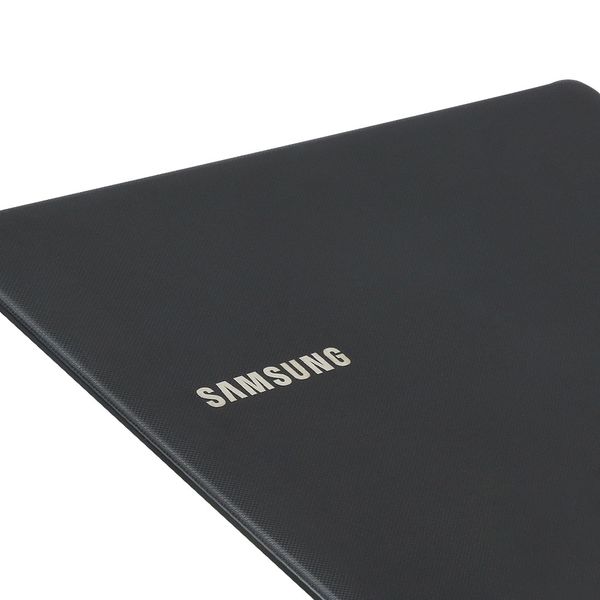 -Tampa---Moldura-para-Samsung-NP300E5L-3